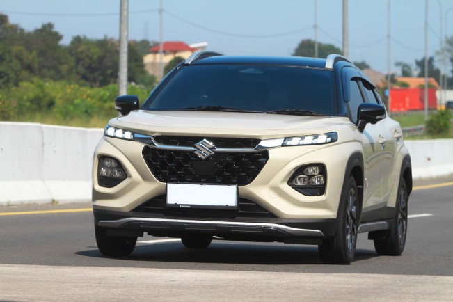 Suzuki Fronx_SIS